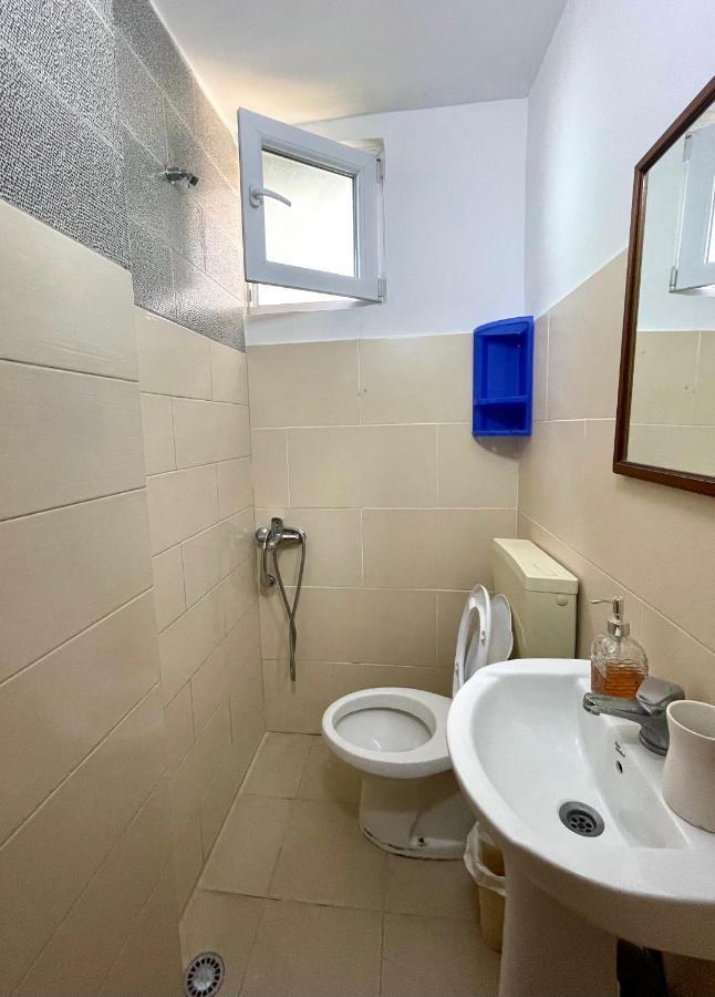 Tekada Hotel & Restaurant Vlorë Екстериор снимка
