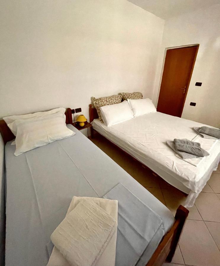Tekada Hotel & Restaurant Vlorë Екстериор снимка