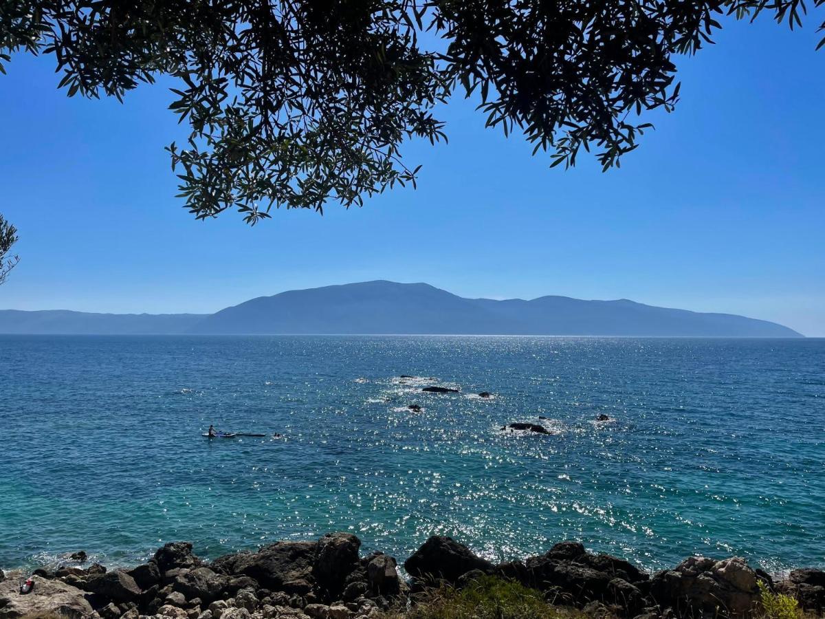 Tekada Hotel & Restaurant Vlorë Екстериор снимка