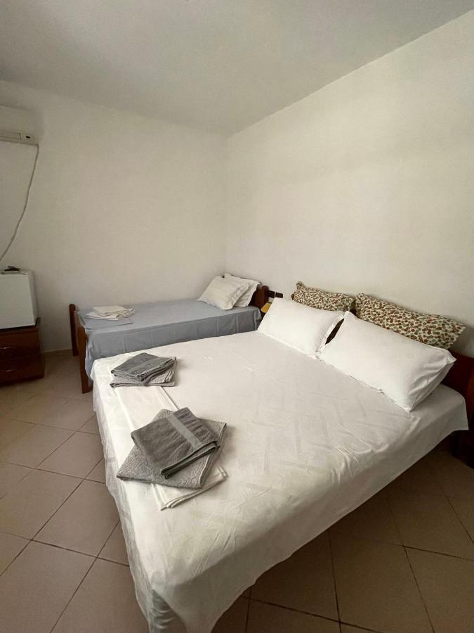 Tekada Hotel & Restaurant Vlorë Екстериор снимка