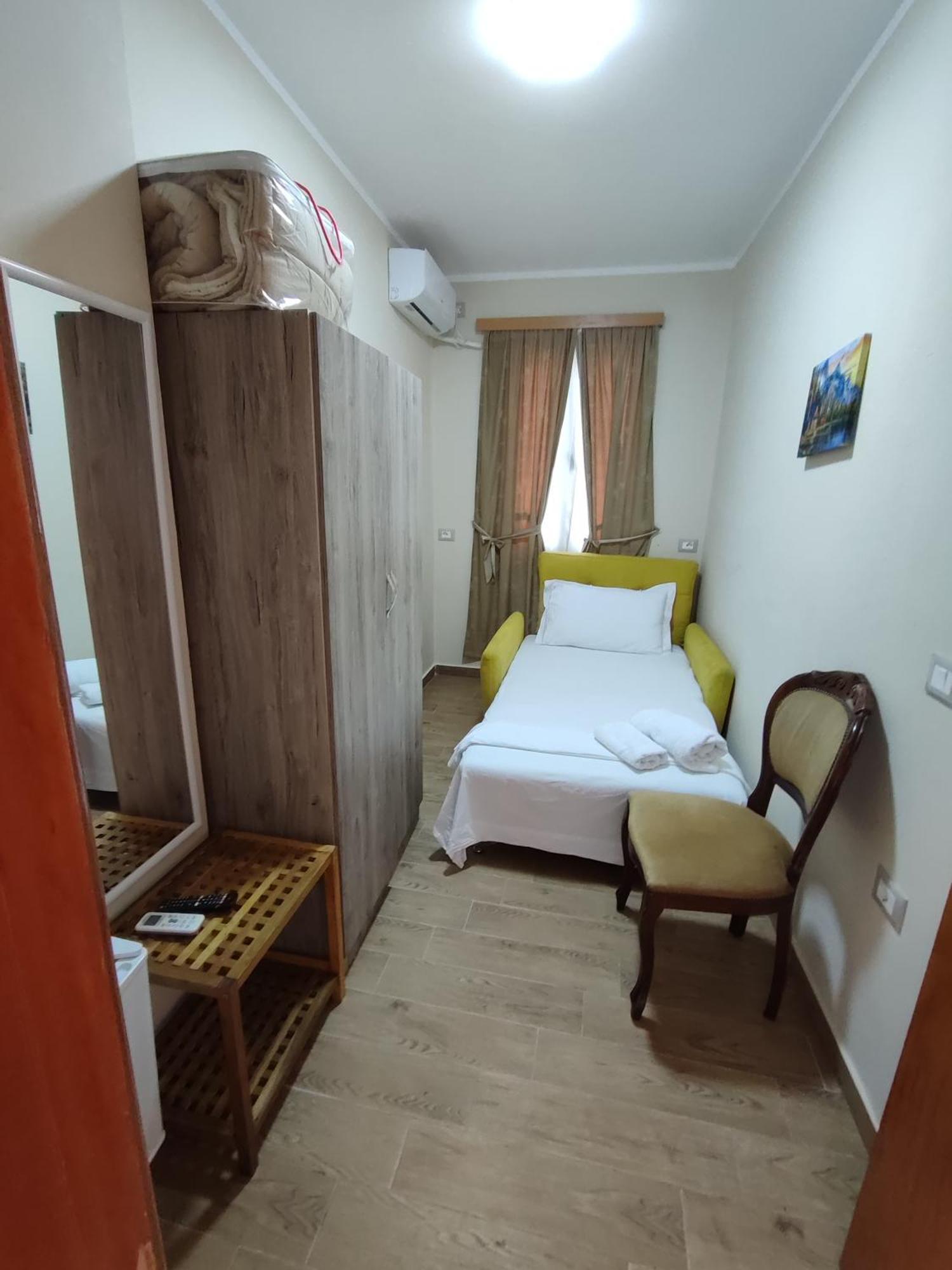 Tekada Hotel & Restaurant Vlorë Екстериор снимка